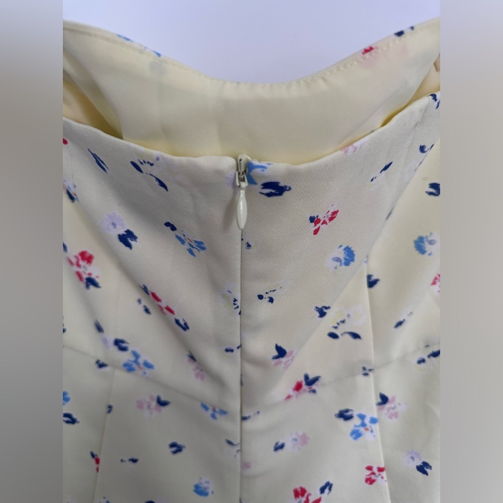 NEW French Connection strapless romper US 2 pale yellow light floral pattern - Picture 9 of 9